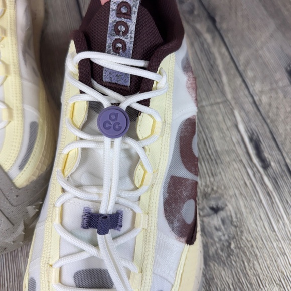 Nike ACG Mountain Fly 2 Low Sail/Earth/Sanddrift/Vapor Green Sz 12.5 HF5700-121 - Picture 7 of 8